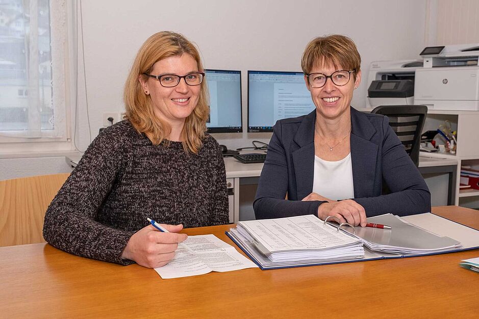 Bild: Rita Bühler (rechts) führte Brigitta Felder,